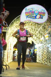 BIB: 5577
                            <button type="button" onclick="openModal(21830286)" class="btn btn-primary btn-sm float-right btn-popup" data-toggle="modal" data-target=".modal-high-quality">
                        <i class="fas fa-shopping-cart"></i> Add to Cart
                    </button>
                                            <button type="button" onclick="isThisMe(21830286, true)" class="btn btn-success btn-sm float-right btn-popup btn-isme hidden" data-toggle="tooltip" data-placement="bottom" title="นี่คือรูปของคุณใช่ไหม คลิกที่นี่เพื่อเอาเข้าอัลบั้ม">
                        <i class="fas fa-plus"></i> Add to album
                    </button>
                    <button type="button" onclick="isThisMe(21830286, false)" class="btn btn-warning btn-sm float-right btn-popup btn-isnotme hidden">
                        <i class="fas fa-ban"></i> Remove from album
                    </button>